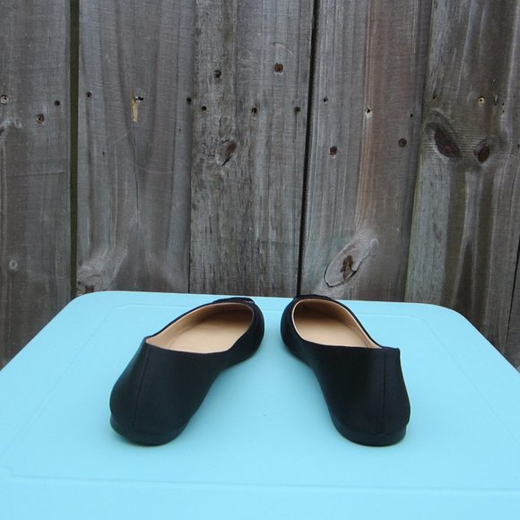 Like New Woman's Size 8 Black Very Volatile Los Angles Devs Ballet Flats - Picture 3 of 8